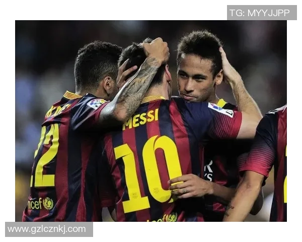 全球足球三大球星全景画像集 展现梅西C罗内马尔的巅峰时刻 全球足球三大球星全景画像集 展现梅西C罗内马尔的巅峰时刻